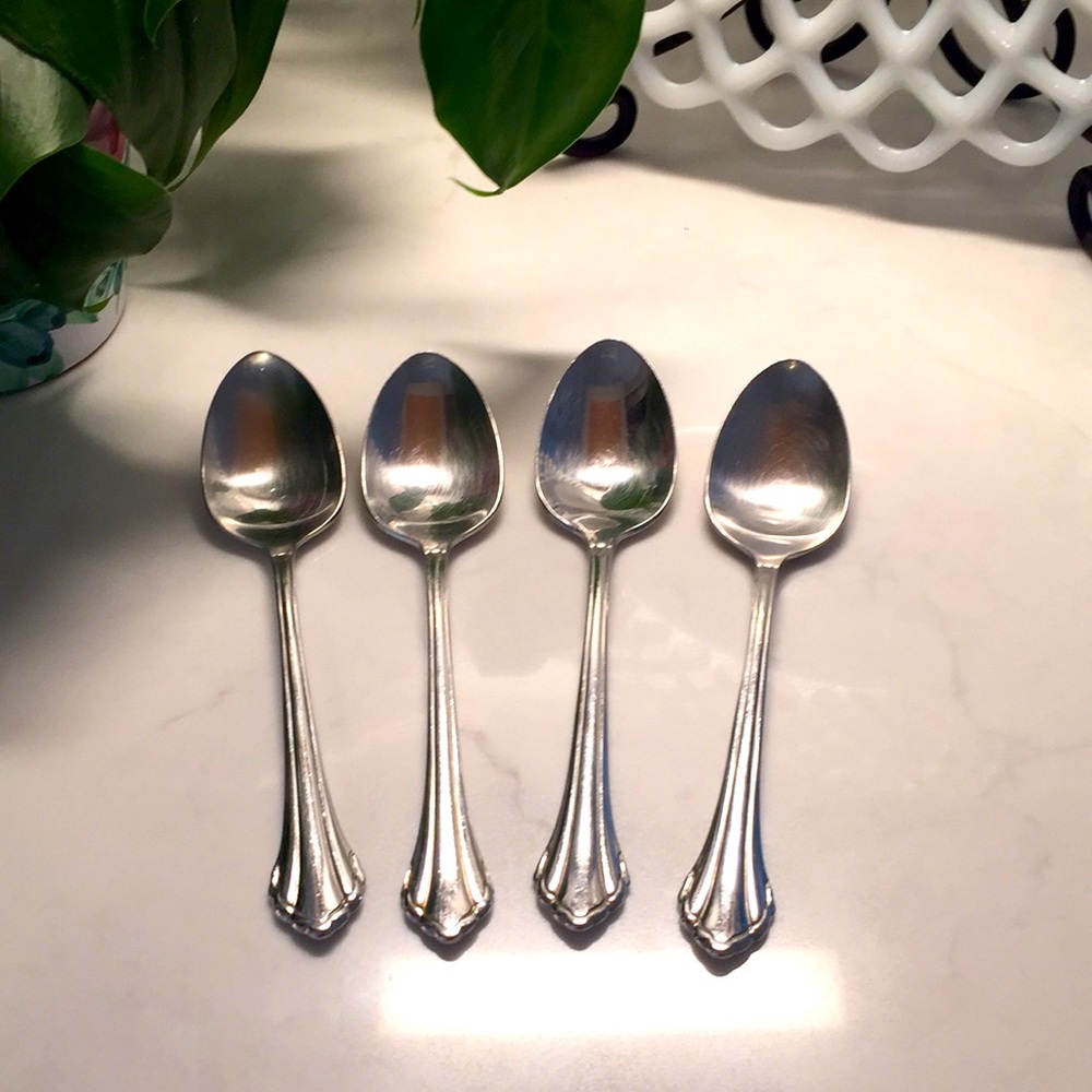 Oneida Community Clarette set of four teaspoons